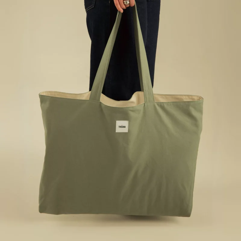 Garden-Haze-Tote-bag-XL-THEANA.webp Tote Bag THEANA XL – "Garden Haze"